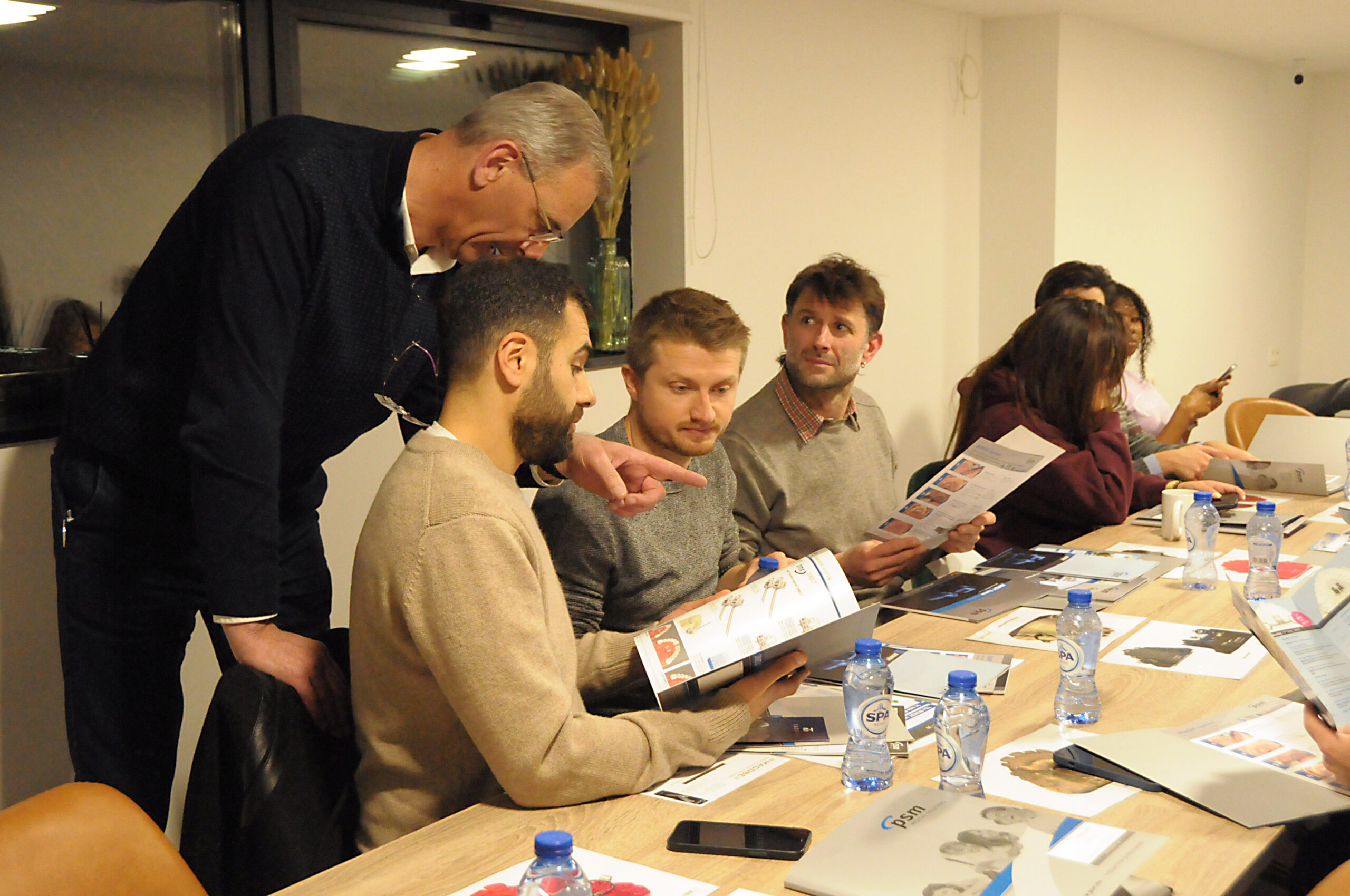 Groupe de participants en formation